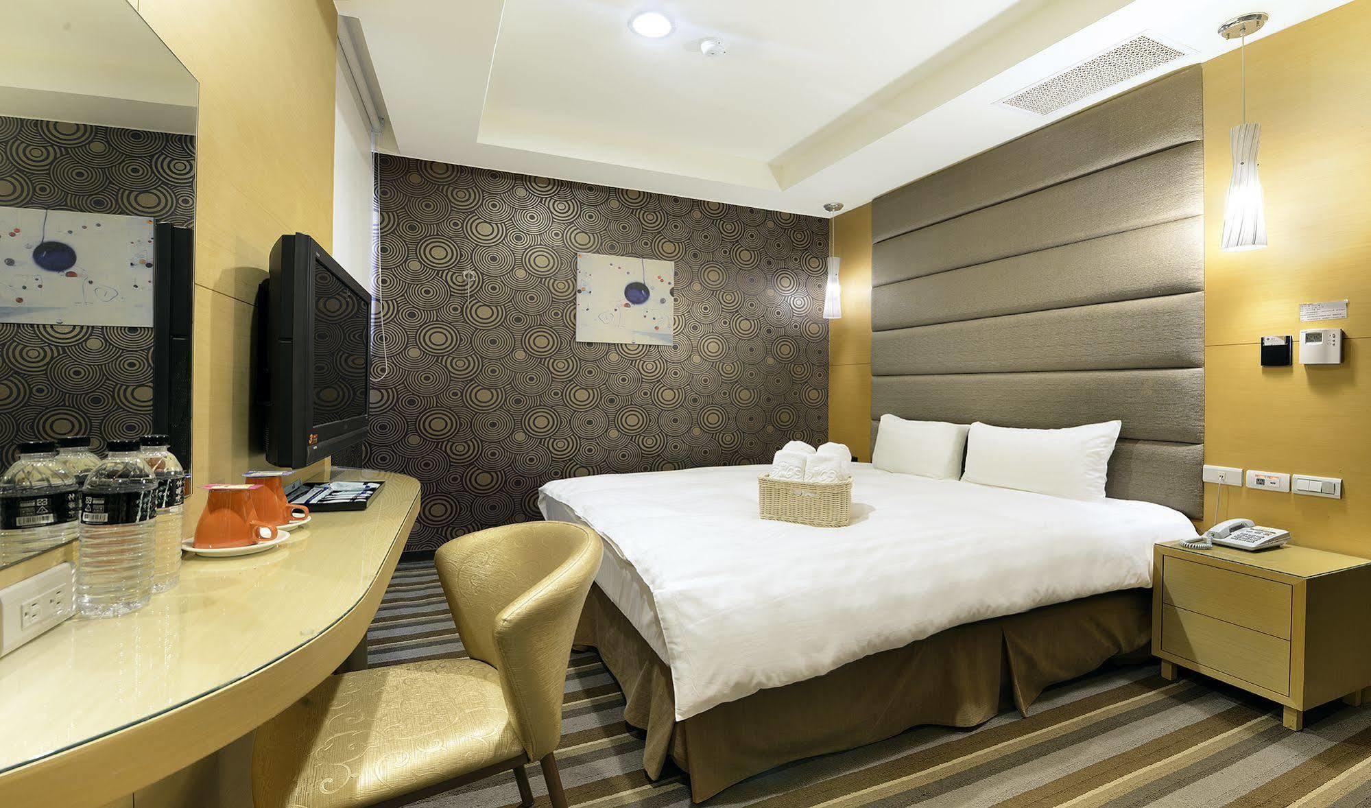 In99 Hotel Jincheng Exterior photo
