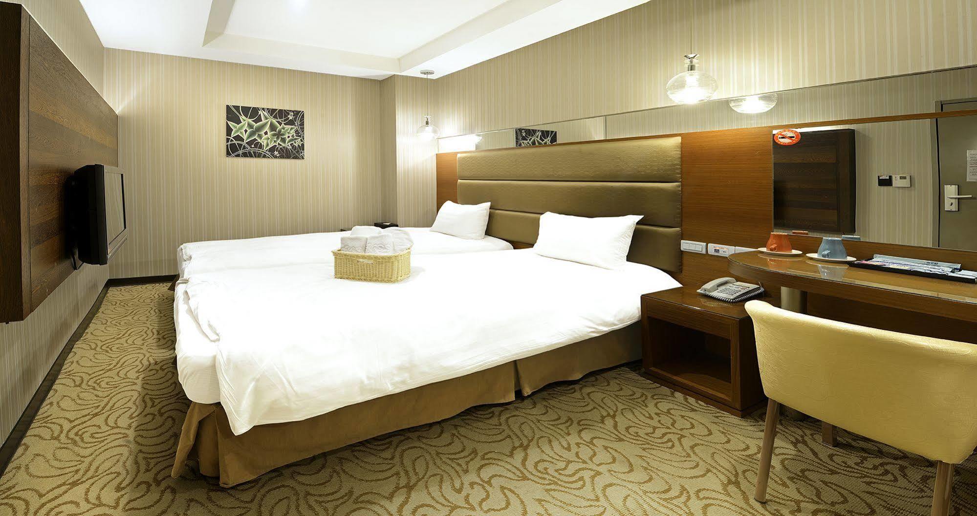 In99 Hotel Jincheng Exterior photo